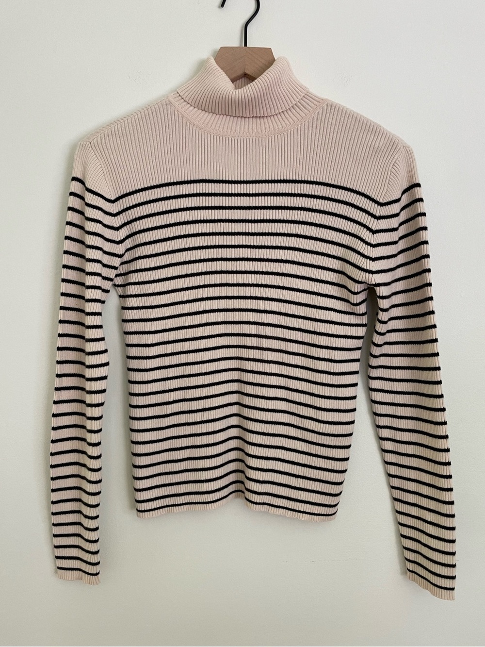 GAP Cream and Black Striped Turtleneck Sweater 100% Cotton